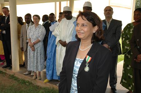 La Représentante de l’UNFPA Marlène François Lays, élevée au grade de chevalier de l’ordre de mérite du Niger