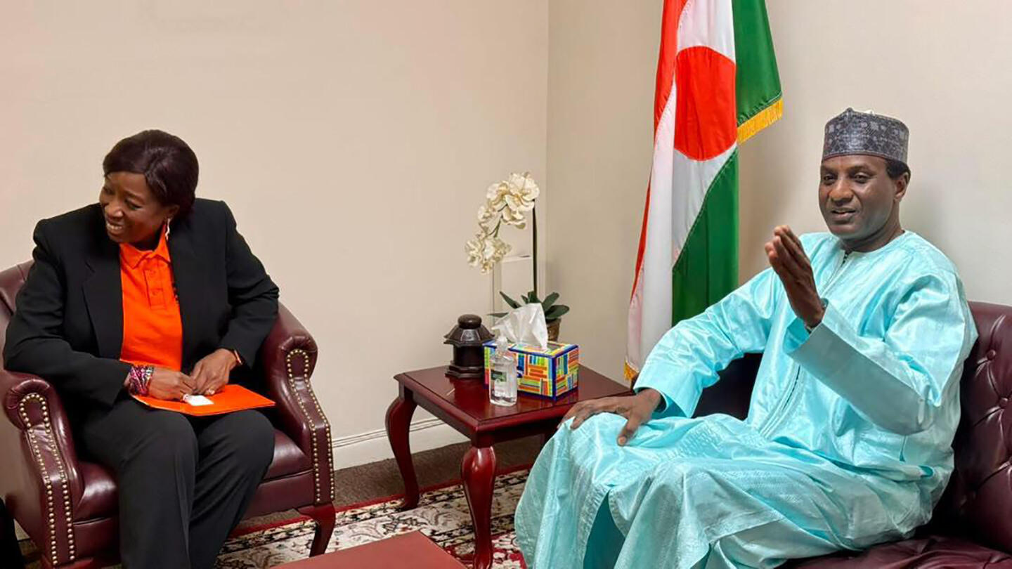 La Directrice Exécutive de l'UNFPA avec le Premier ministre du Niger